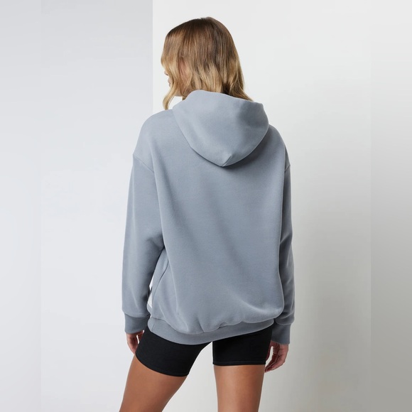 Vuori NWT restore oversized hoodie - Picture 3 of 4